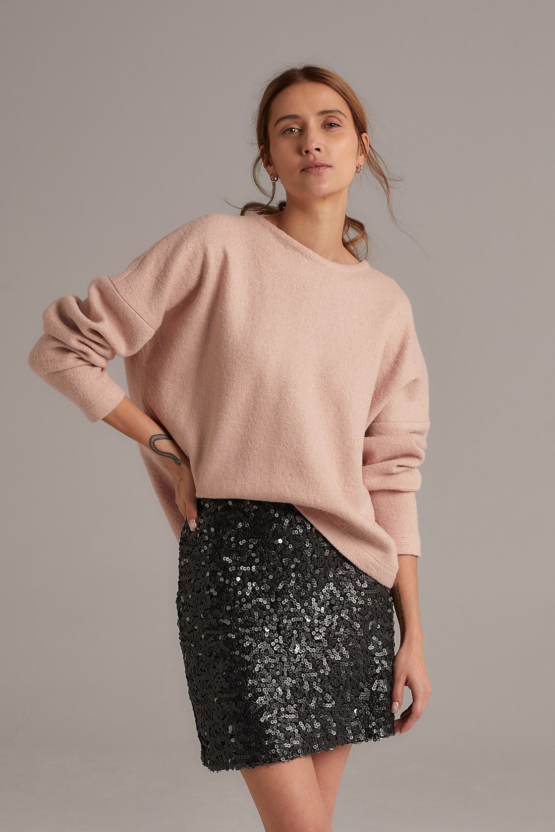 sweter-welniany-pastelowy-roz-1
