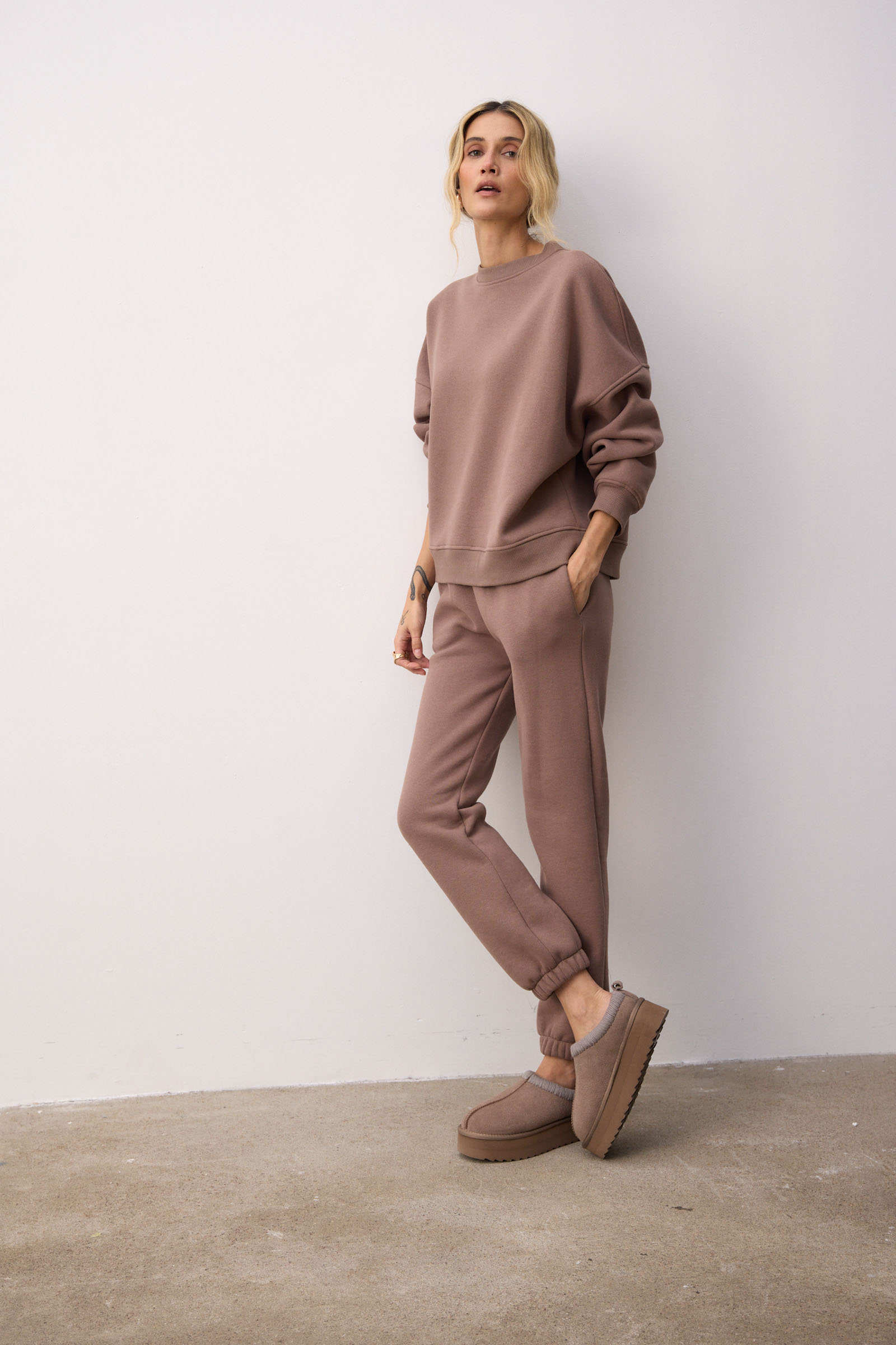 Spodnie dresowe joggery - obrazek 4